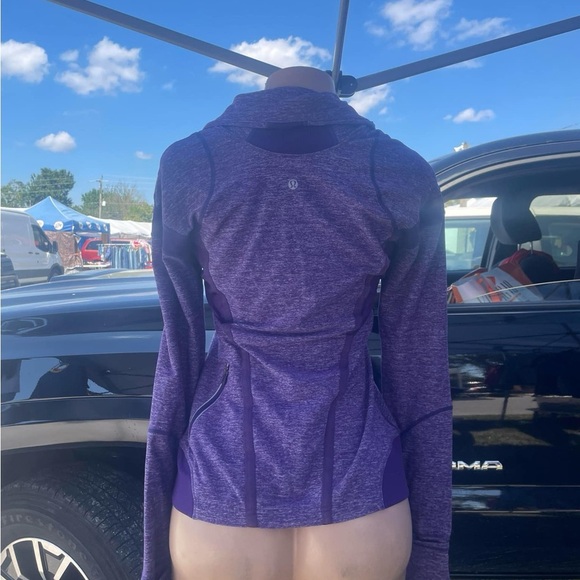 Lululemon athletica jacket - Picture 3 of 5